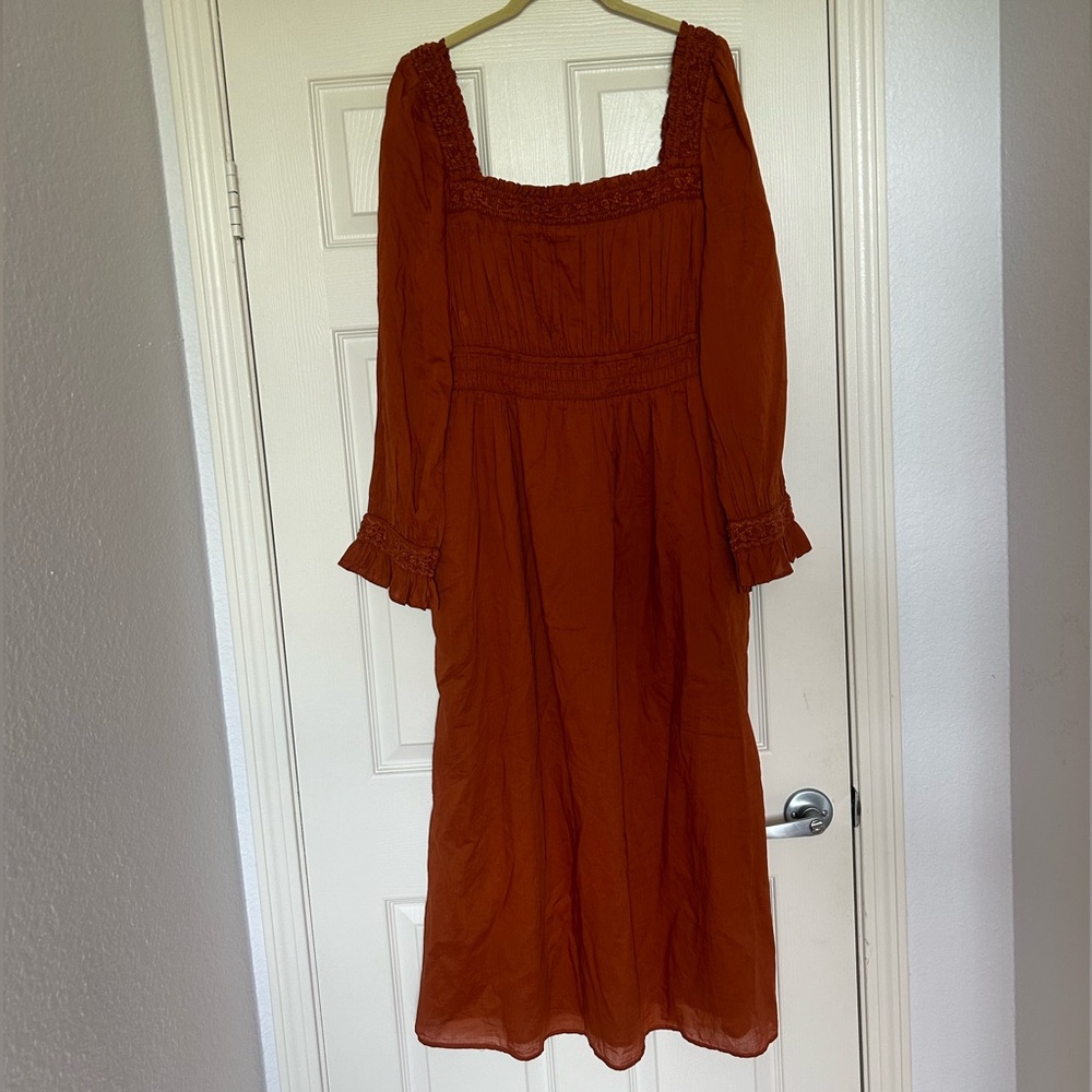 NWT Burnt orange flowy dress